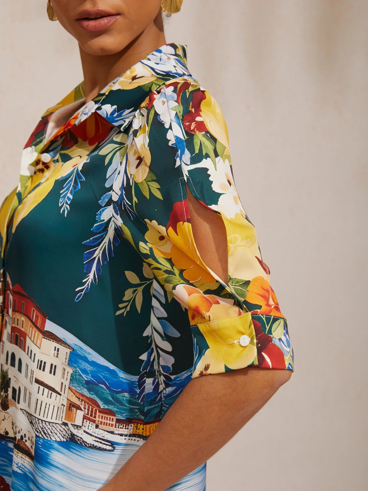 Santorini satin skjortekjole med cityprint