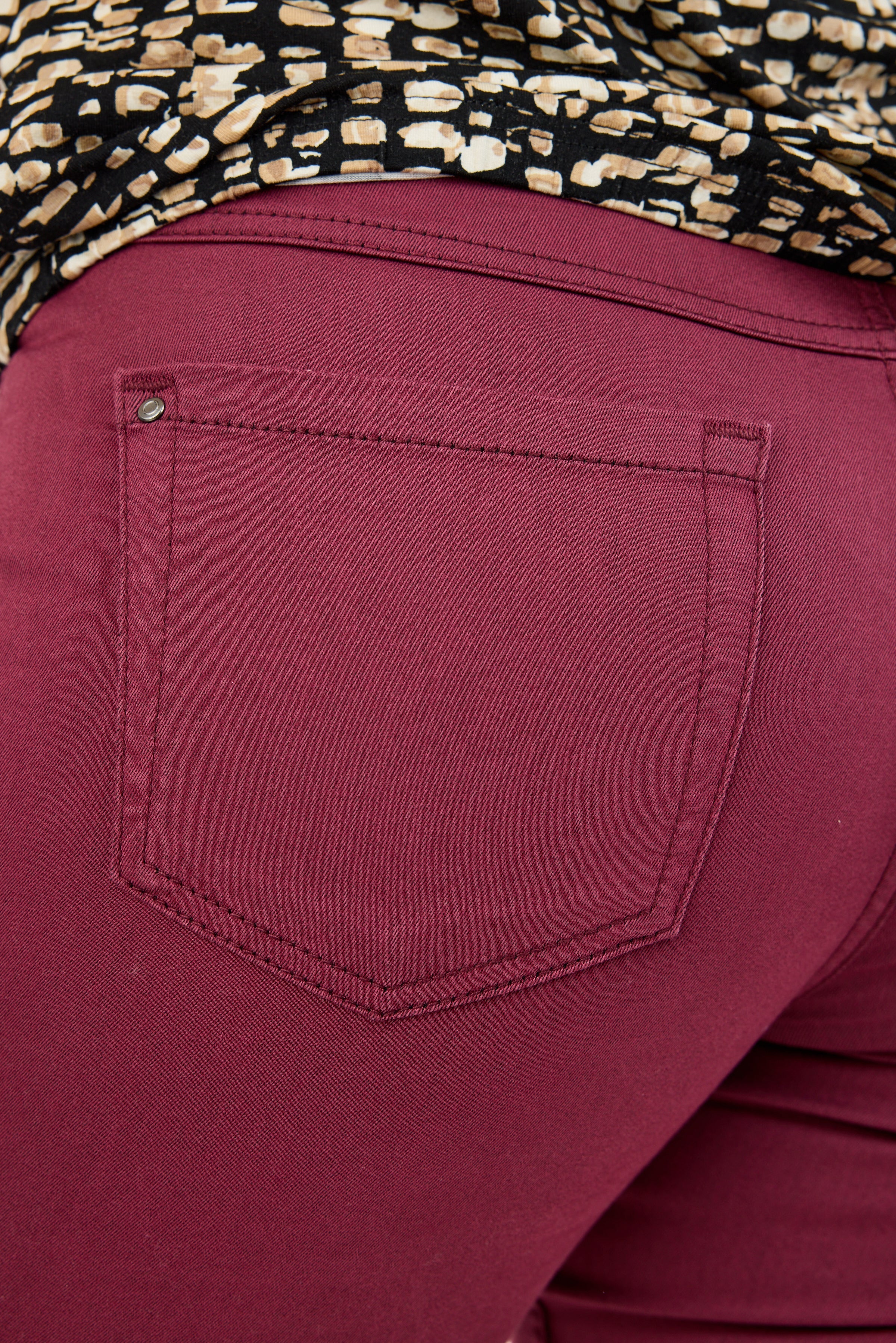 Madelaine Superstretch Jeans  - Bordeaux - Straight Fit