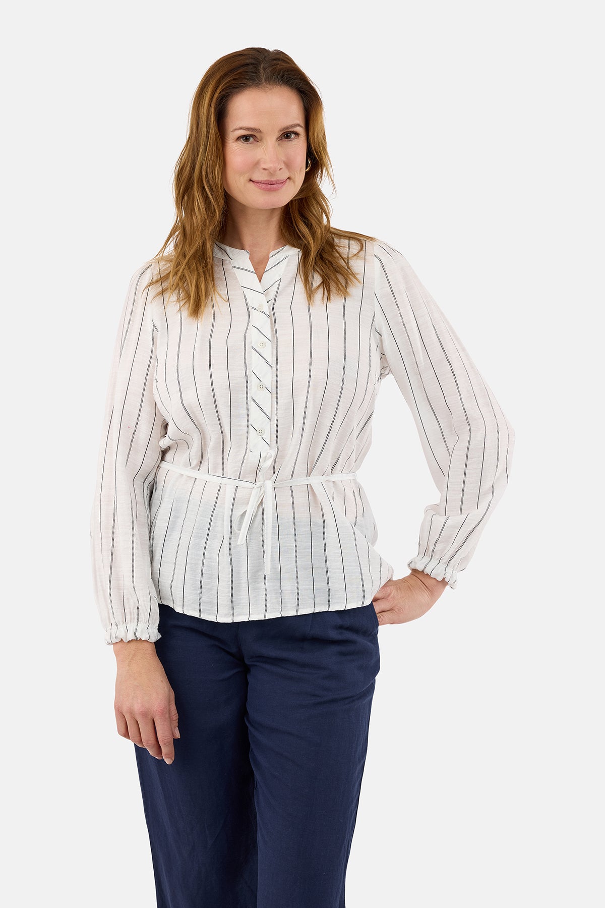 Langærmet Bluse - Off White / Sort - Med Bindebånd