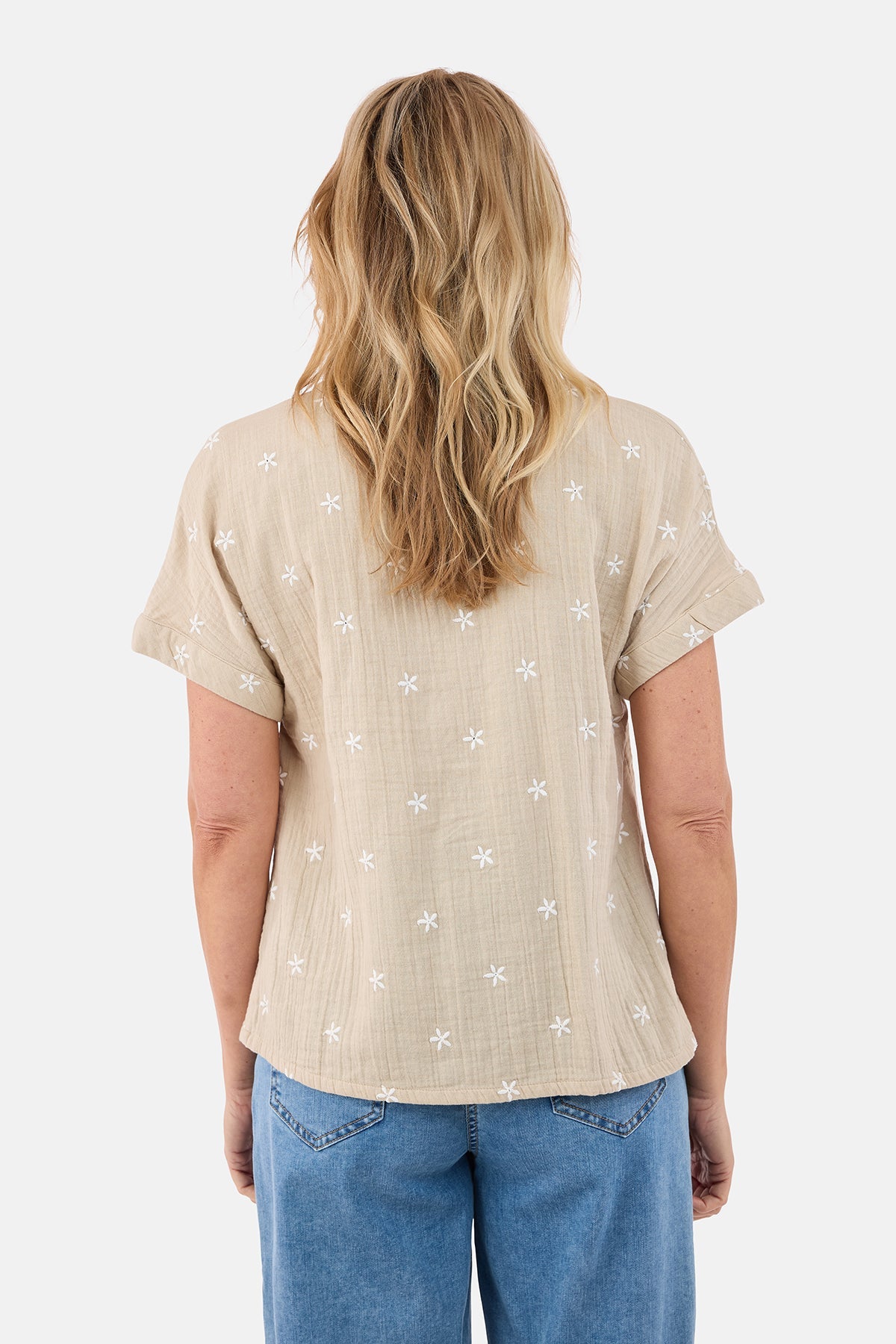 Kortærmet Bluse - Sand - Broderede Detaljer