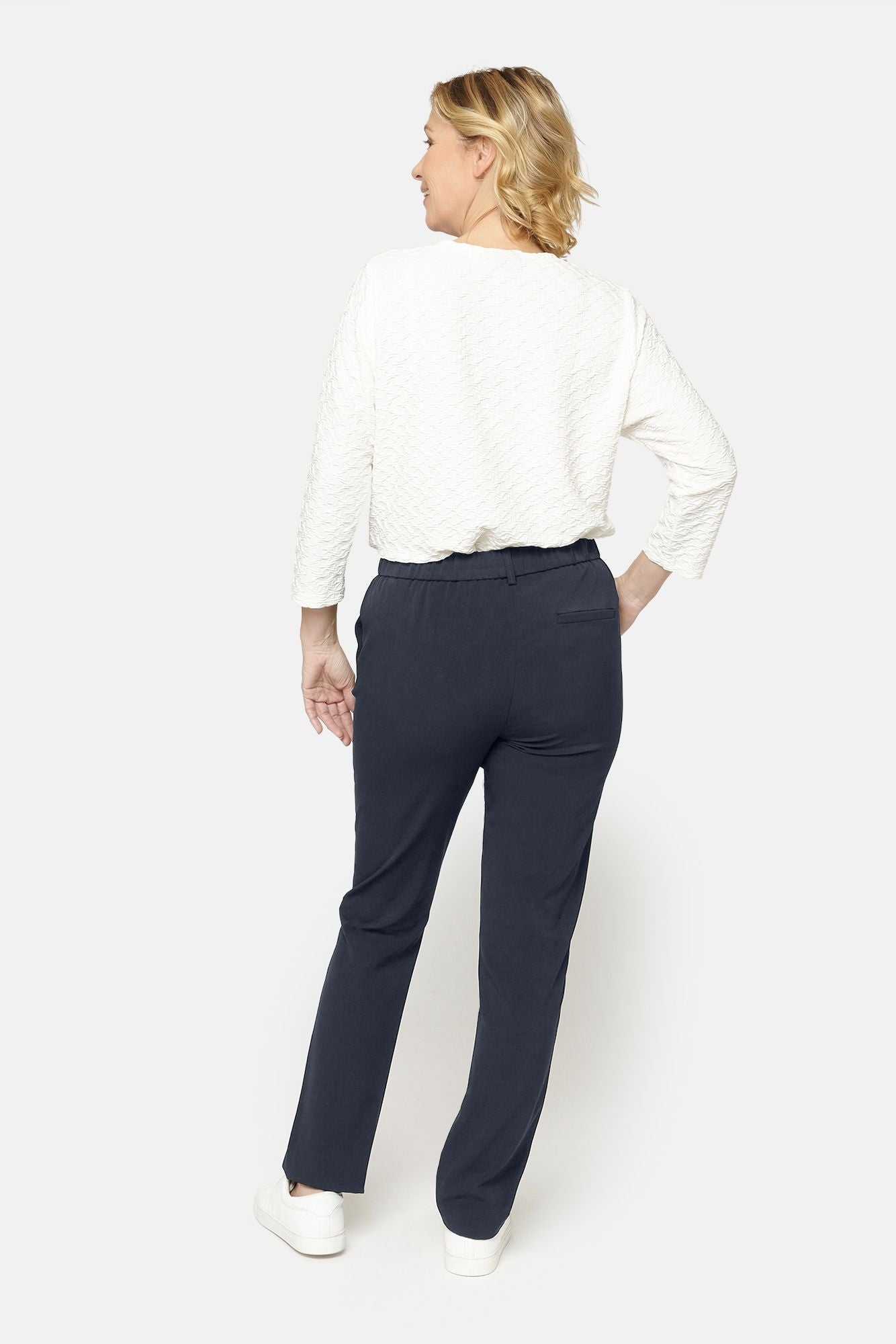 Anna Bukser - Sort - Regular Fit - Elastik i Taljen